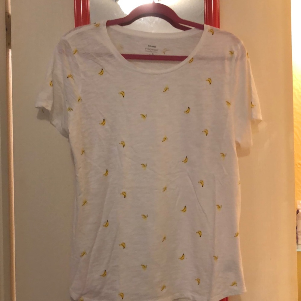 Old navy banana tee shirt
